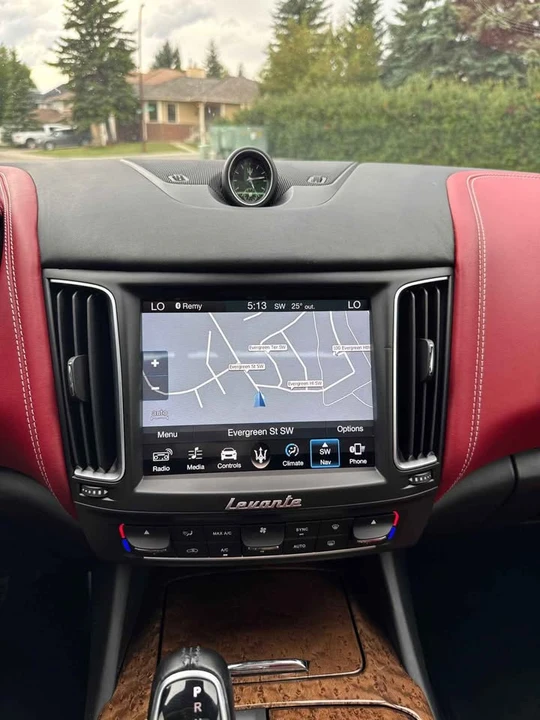 2018 Maserati Levante - Image 17 of 20