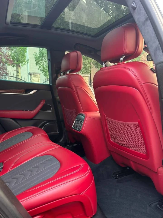 2018 Maserati Levante - Image 13 of 20