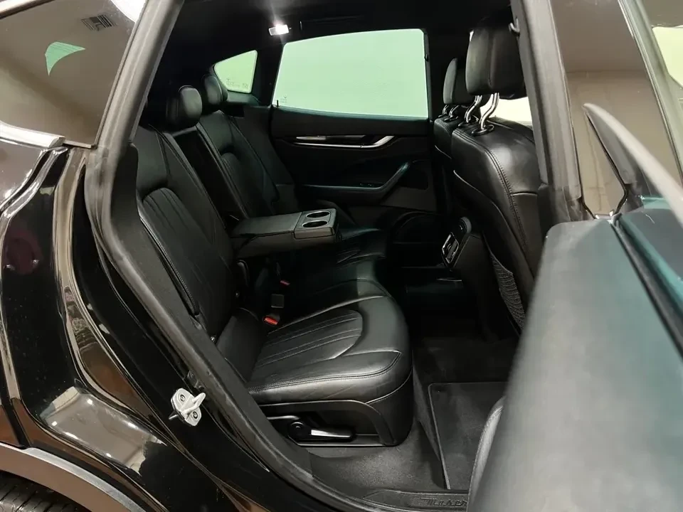 2018 Maserati Levante - Image 17 of 18