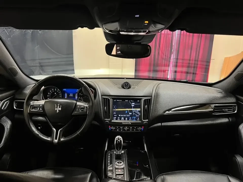 2018 Maserati Levante - Image 8 of 18