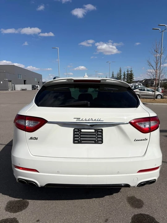 2018 Maserati Levante - Image 6 of 19