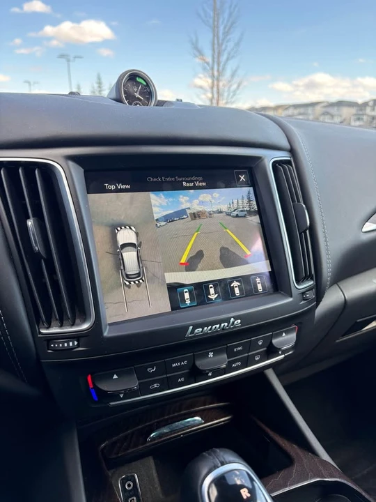 2018 Maserati Levante - Image 11 of 19
