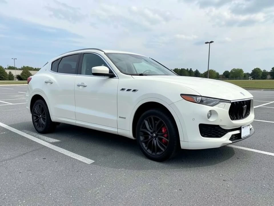 2018 Maserati Levante - Image 2 of 18