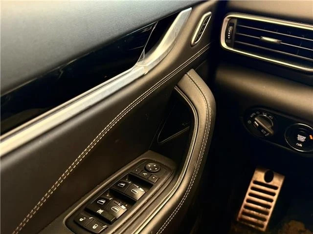 2018 Maserati Levante - Image 11 of 18