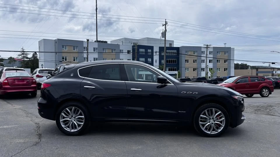 2018 Maserati Levante - Image 3 of 20