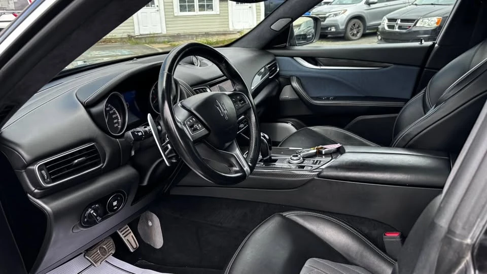 2018 Maserati Levante - Image 9 of 20