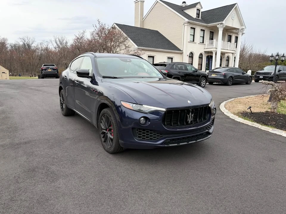 2018 Maserati Levante - Image 2 of 20