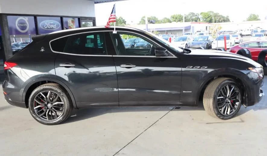 2018 Maserati Levante - Image 2 of 8