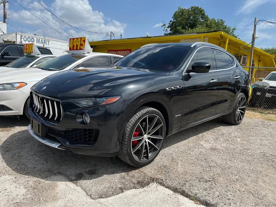 2018 Maserati Levante - Image 2 of 20