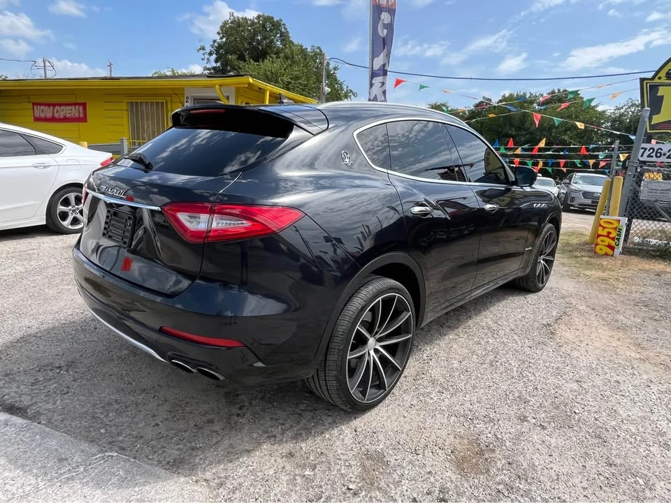 2018 Maserati Levante - Image 15 of 20