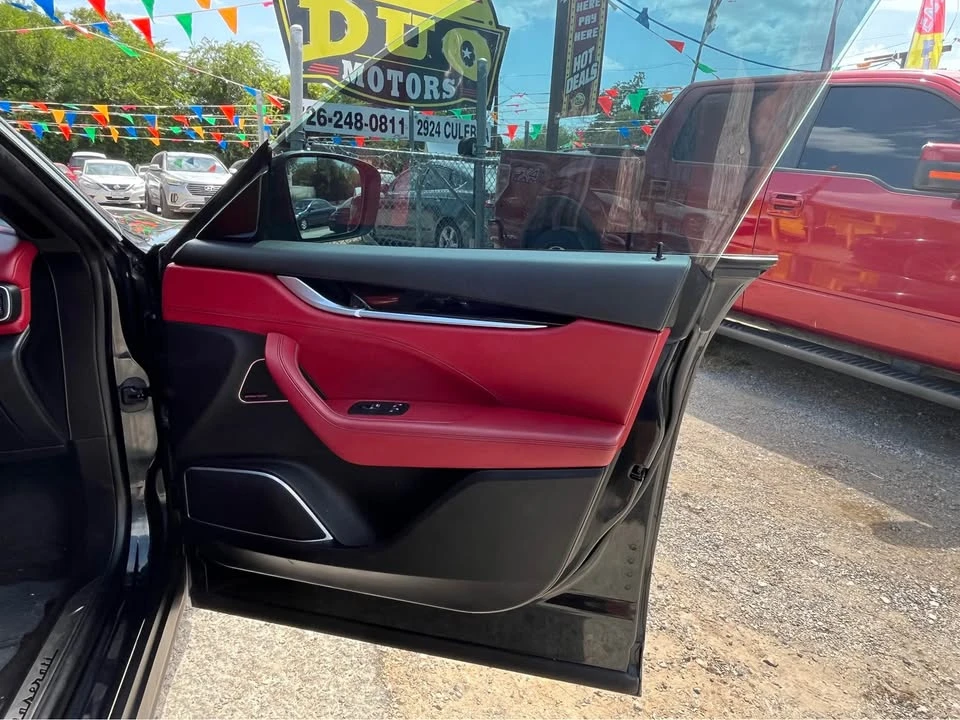 2018 Maserati Levante - Image 13 of 20