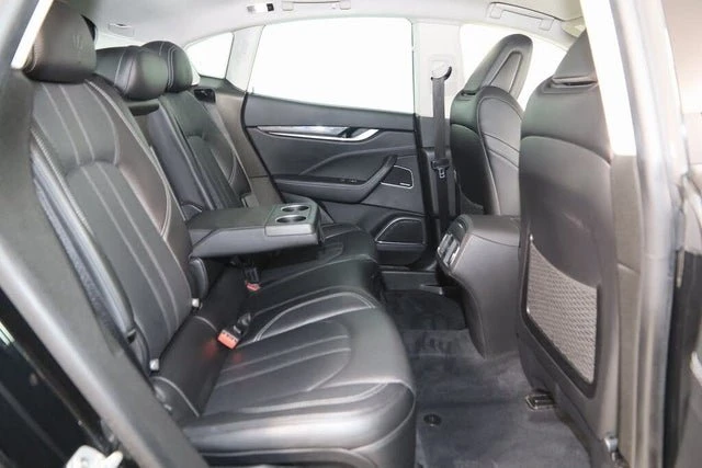 2018 Maserati Levante - Image 15 of 20