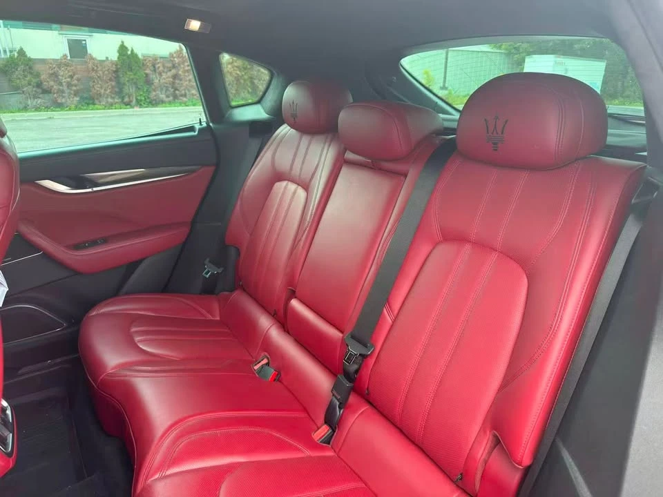 2018 Maserati Levante GTS - Image 10 of 20