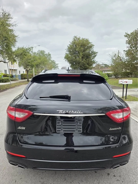 2018 Maserati Levante - Image 13 of 18