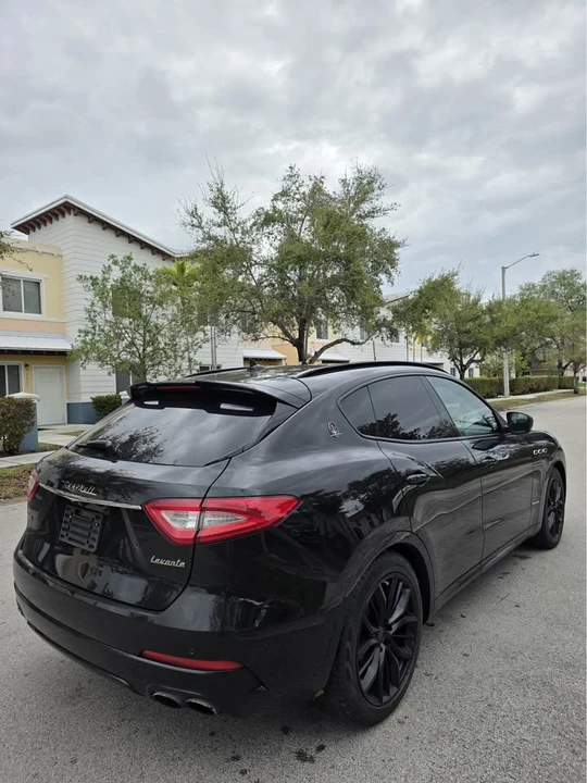 2018 Maserati Levante - Image 11 of 18