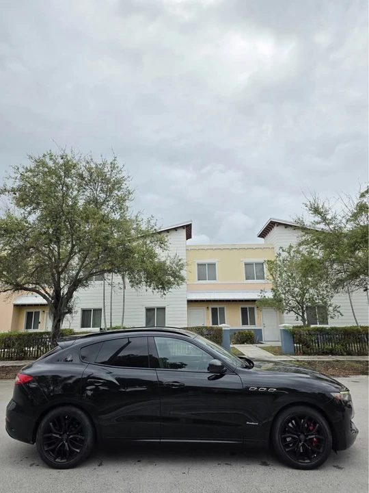 2018 Maserati Levante - Image 15 of 18