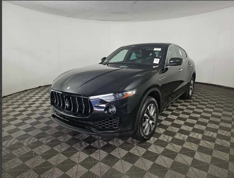 2018 Maserati Levante - Image 2 of 9
