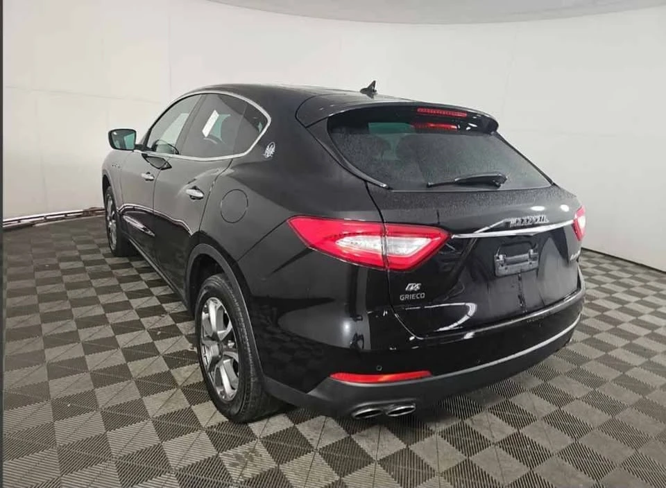 2018 Maserati Levante - Image 4 of 9