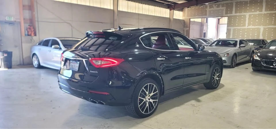 2018 Maserati Levante - Image 12 of 17