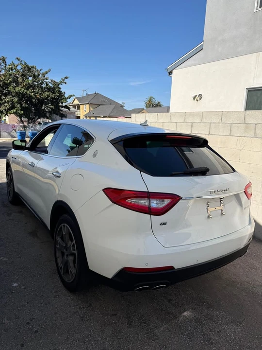2018 Maserati Levante - Image 8 of 12