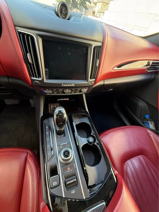 2018 Maserati Levante - Image 10 of 12