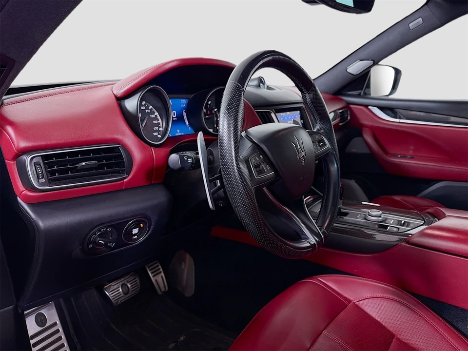 2018 Maserati Levante - Image 11 of 12