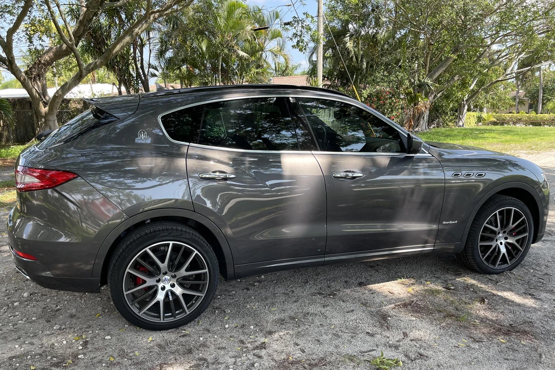 2018 Maserati Levante - Image 4 of 29