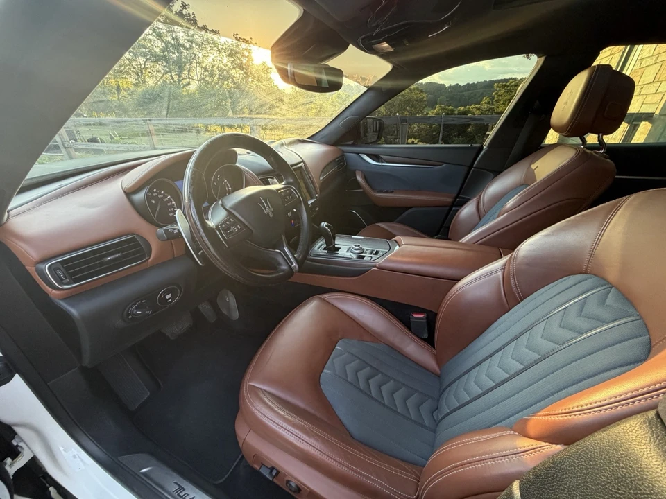 2018 Maserati Levante - Image 6 of 6