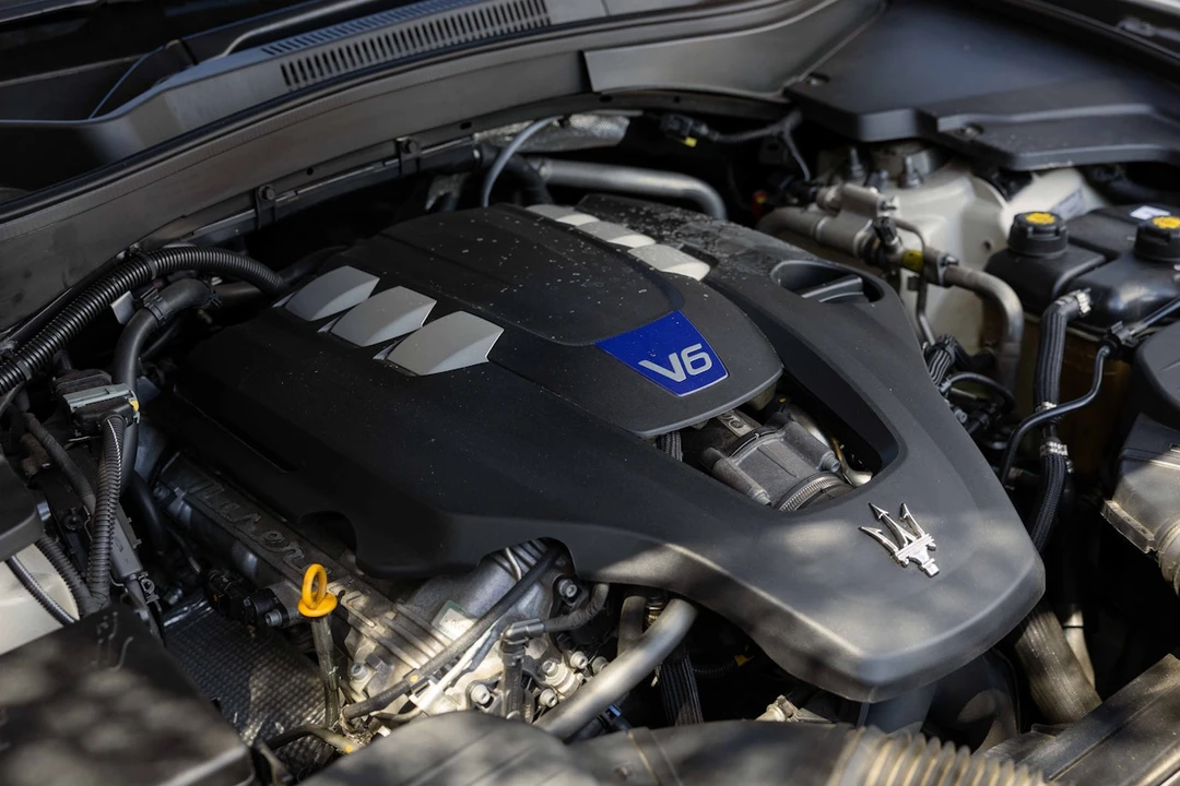 2018 Maserati Levante - Image 6 of 21
