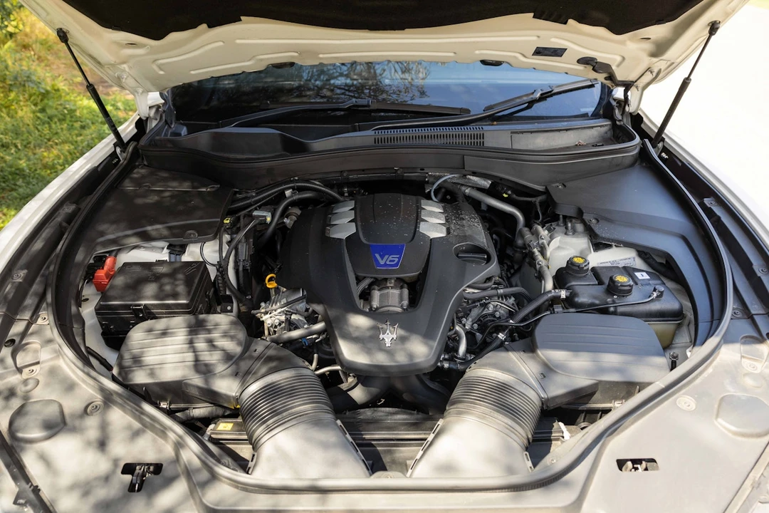 2018 Maserati Levante - Image 5 of 21