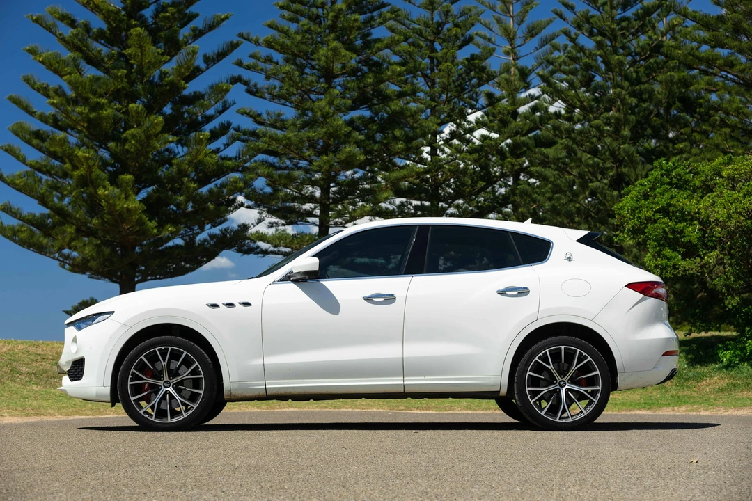 2018 Maserati Levante - Image 13 of 21