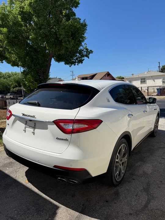 2018 Maserati Levante - Image 3 of 14