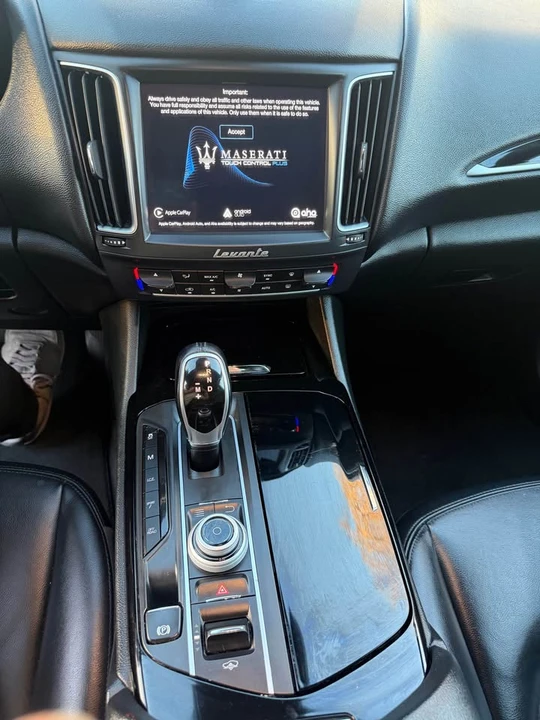 2018 Maserati Levante - Image 6 of 10
