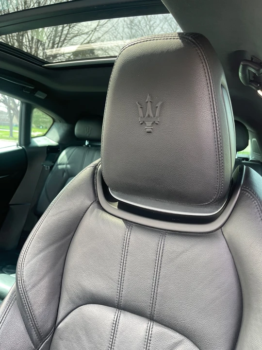 2018 Maserati Levante - Image 9 of 18