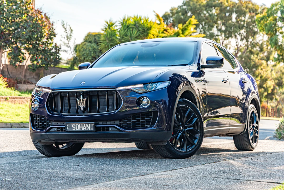 2018 Maserati Levante - Image 2 of 2