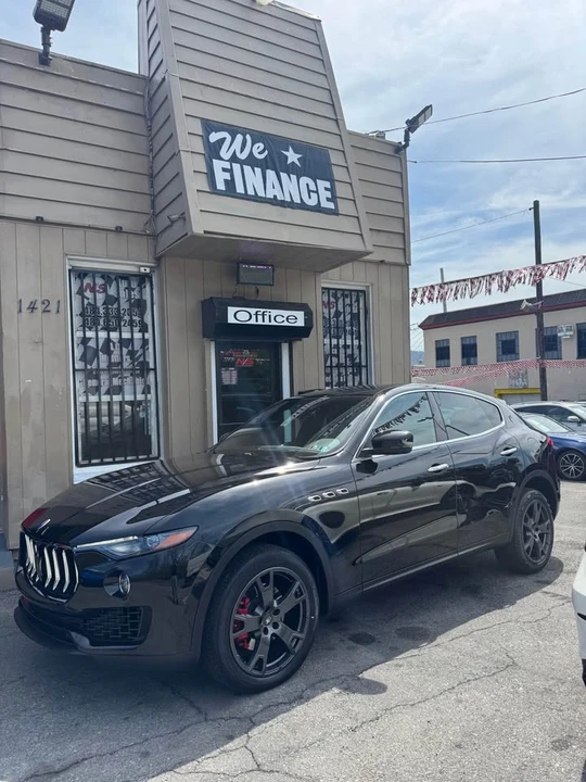 2018 Maserati Levante - Image 2 of 11