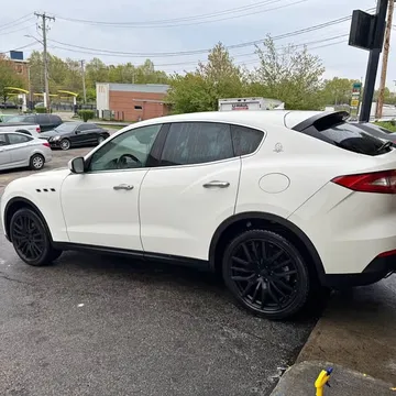 2018 Maserati Levante Sport Utility 4D