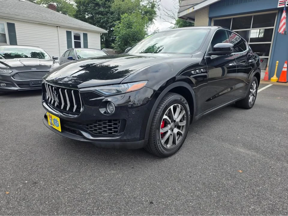 2018 Maserati Levante - Image 2 of 19