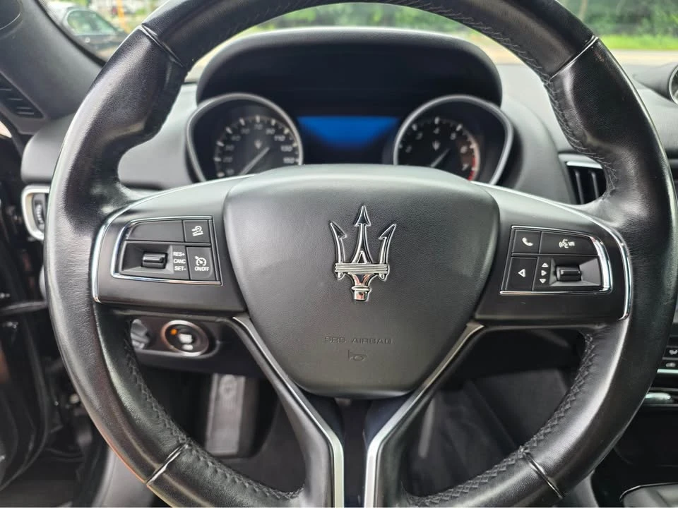 2018 Maserati Levante - Image 17 of 19