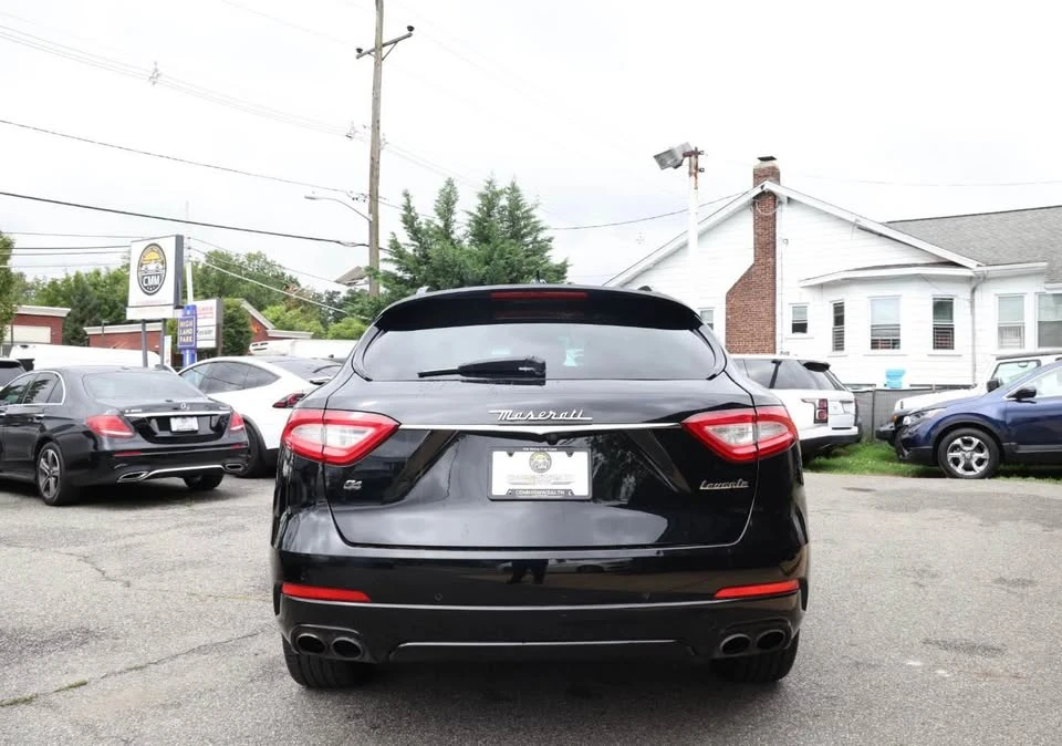 2018 Maserati Levante - Image 5 of 14