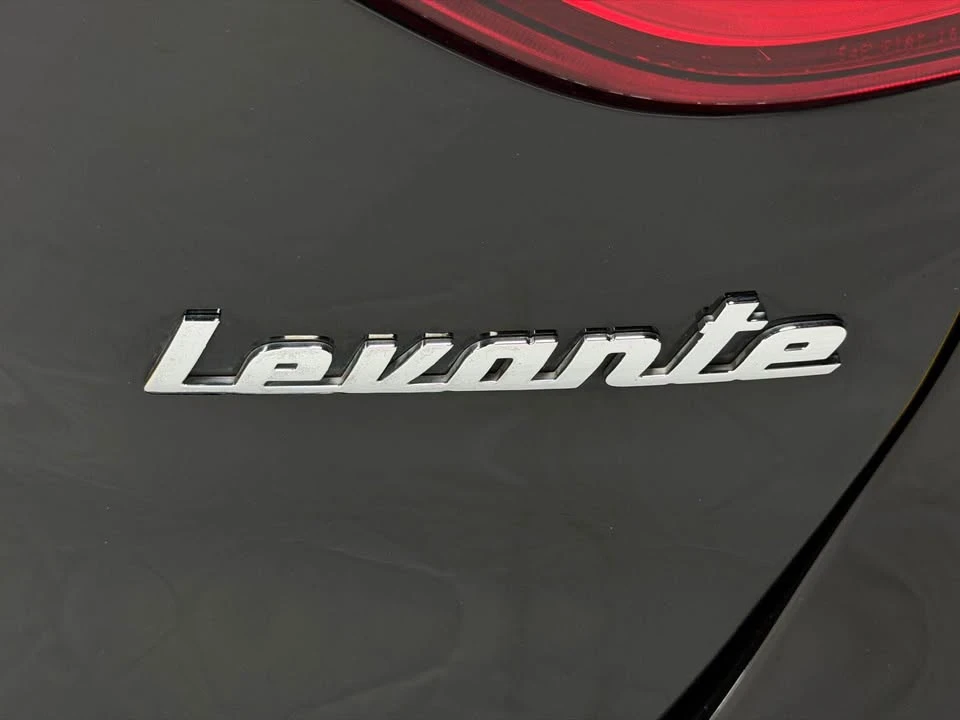 2018 Maserati Levante - Image 8 of 20