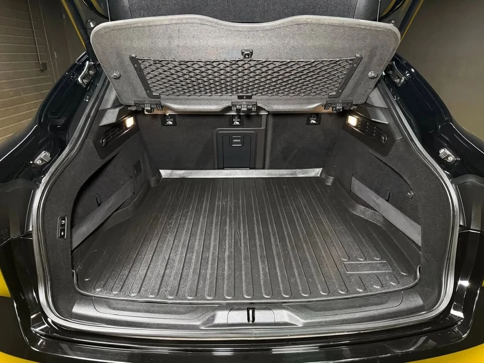 2018 Maserati Levante - Image 9 of 20