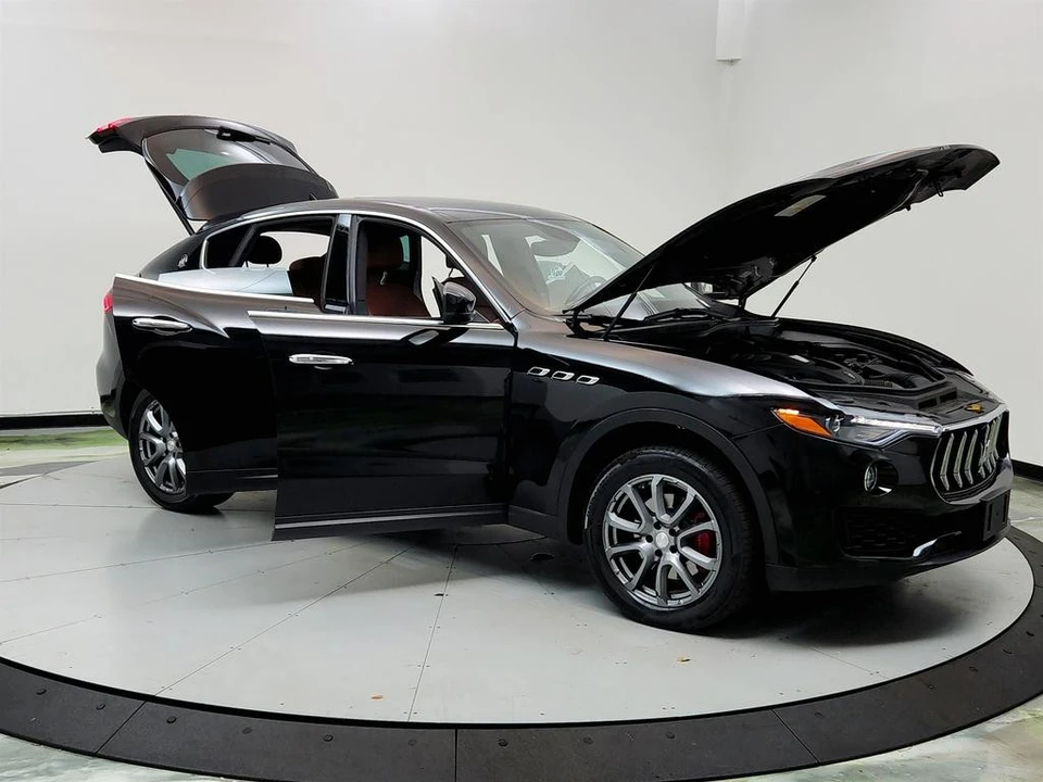 2018 Maserati Levante - Image 10 of 12