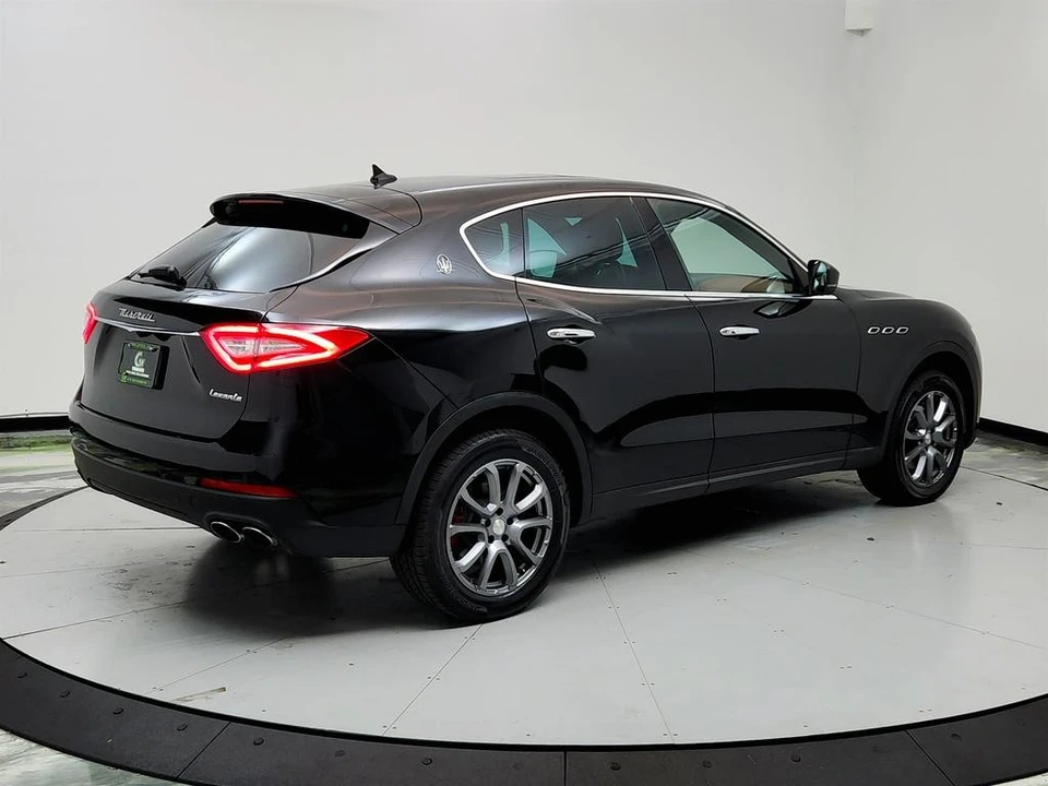 2018 Maserati Levante - Image 5 of 12