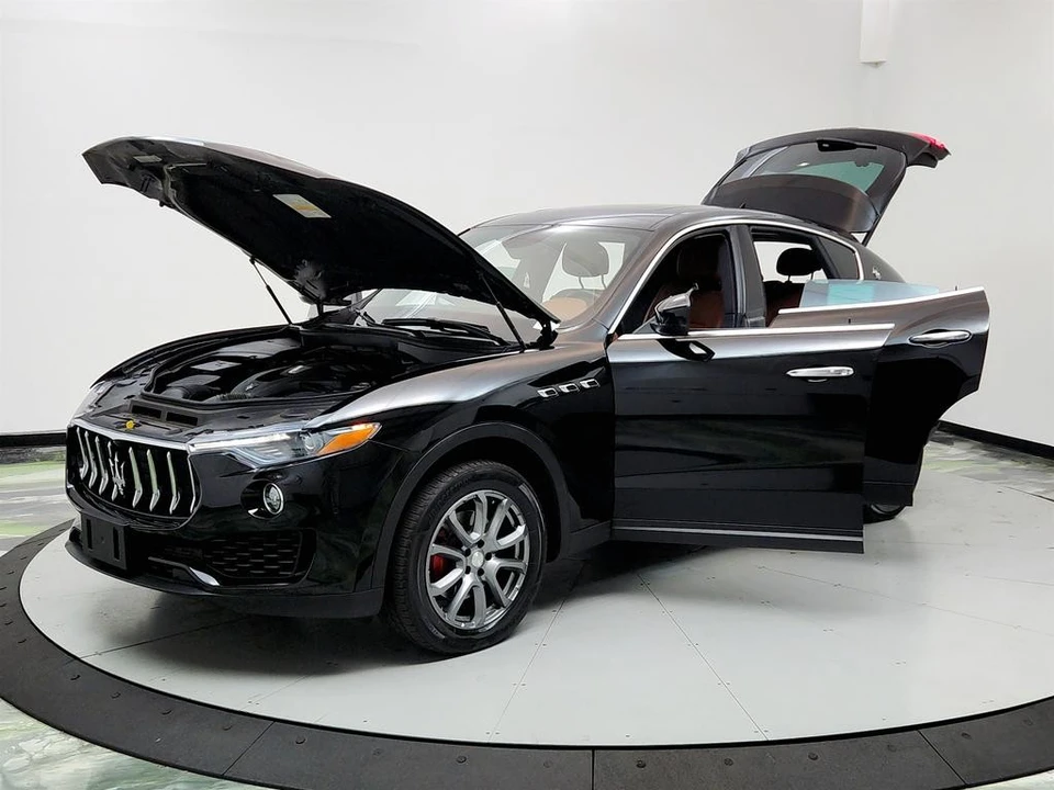 2018 Maserati Levante - Image 9 of 12