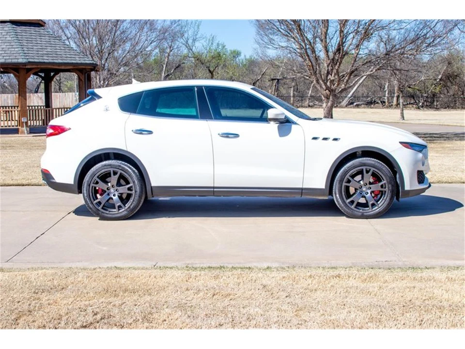 2018 Maserati Levante - Image 19 of 31