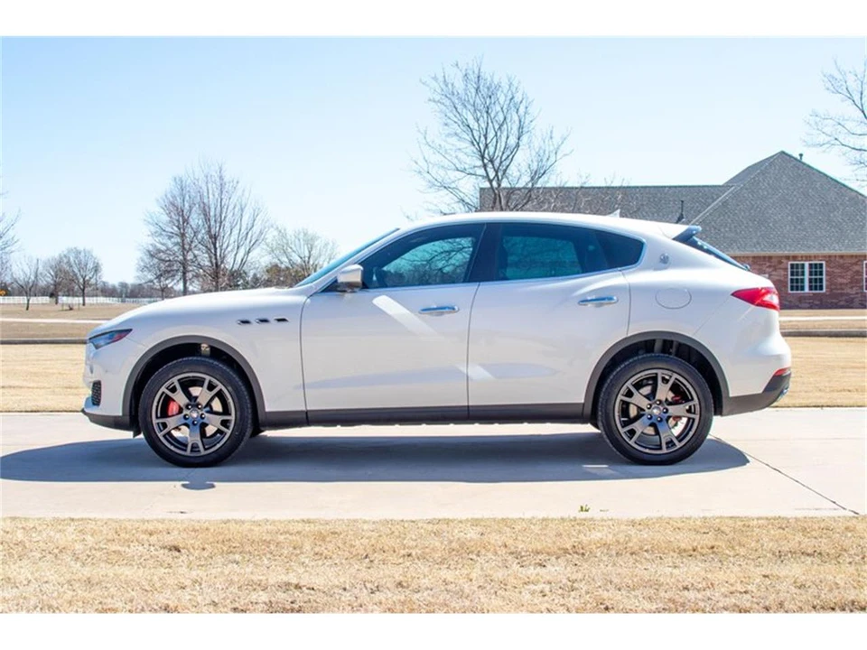 2018 Maserati Levante - Image 25 of 31