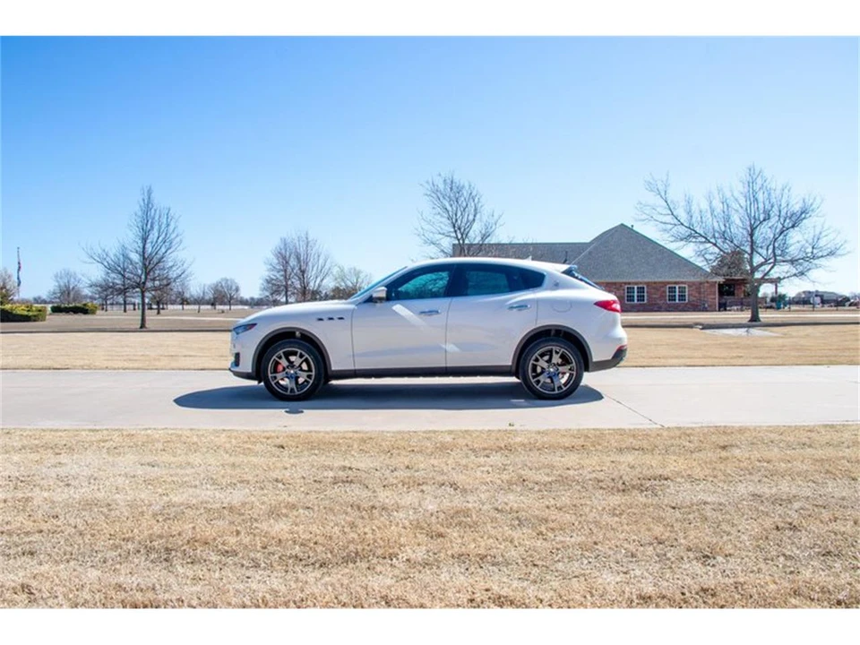 2018 Maserati Levante - Image 26 of 31