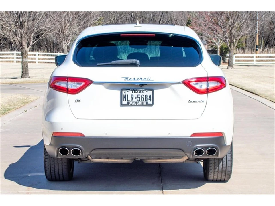 2018 Maserati Levante - Image 15 of 31