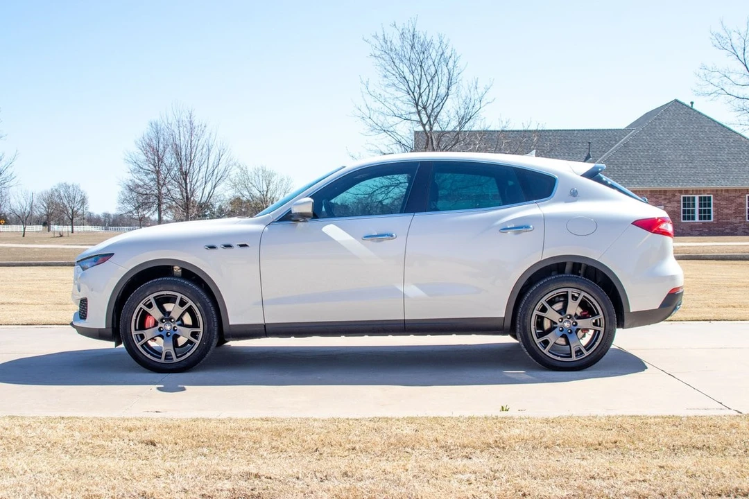 2018 Maserati Levante - Image 25 of 31